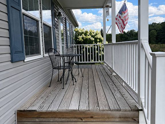 3rd image of 217 Allison Rd