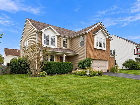 2nd image of 1006 Foxview Dr