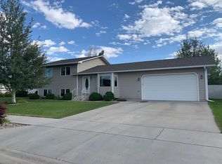 408 35th Ave NE, Great Falls, MT 59404