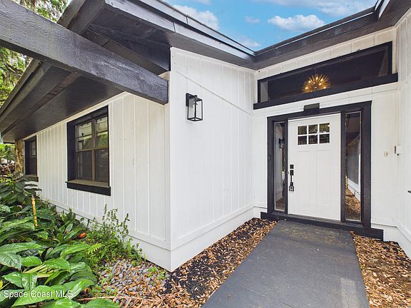 5th image of 5374 Crooked Oak Cir