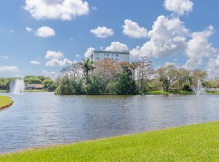 2240 N Cypress Bend Dr APT 102, Pompano Beach, FL 33069