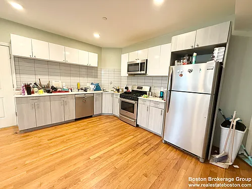 299 Dudley St #3 Photo 1
