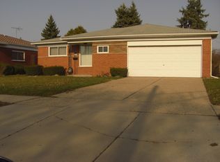 27522 Bristol Dr, Warren, MI 48092