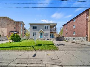 24 Columbia St W, Waterloo, ON N2L3K3