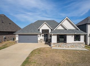 13005 S 5th St, Jenks, OK 74037