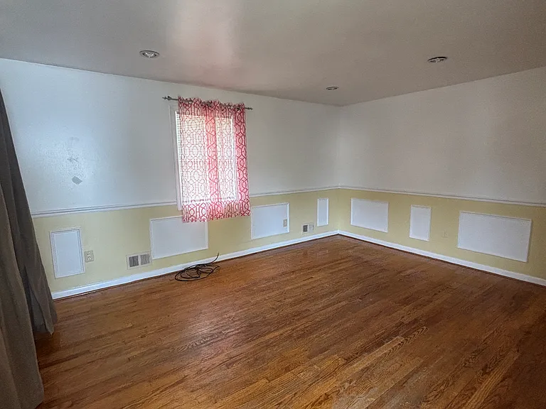 8812 35th Ave — Photo 72