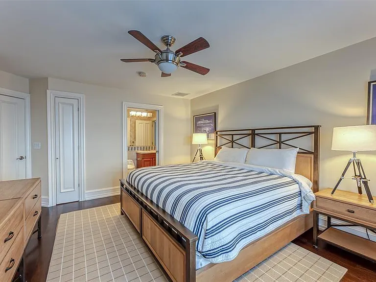 1313 E Lake Dr — Photo 82
