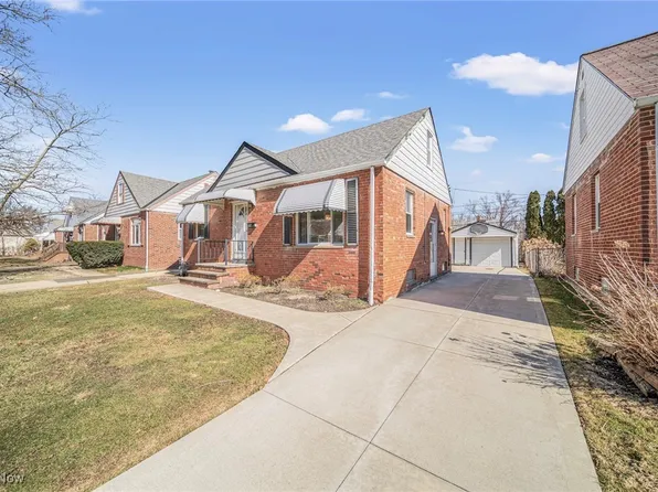 259 E 322nd St, Willowick, OH 44095