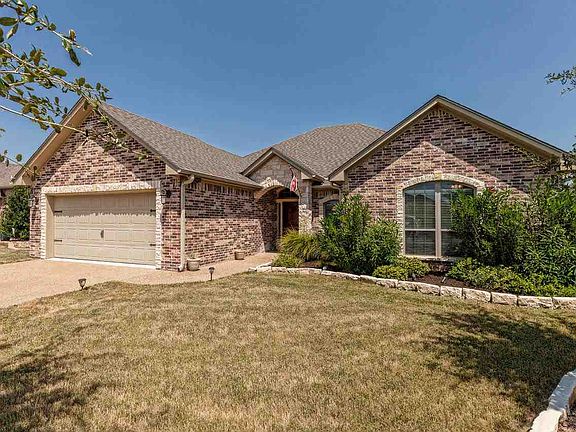 3rd image of 3020 Whistler Dr