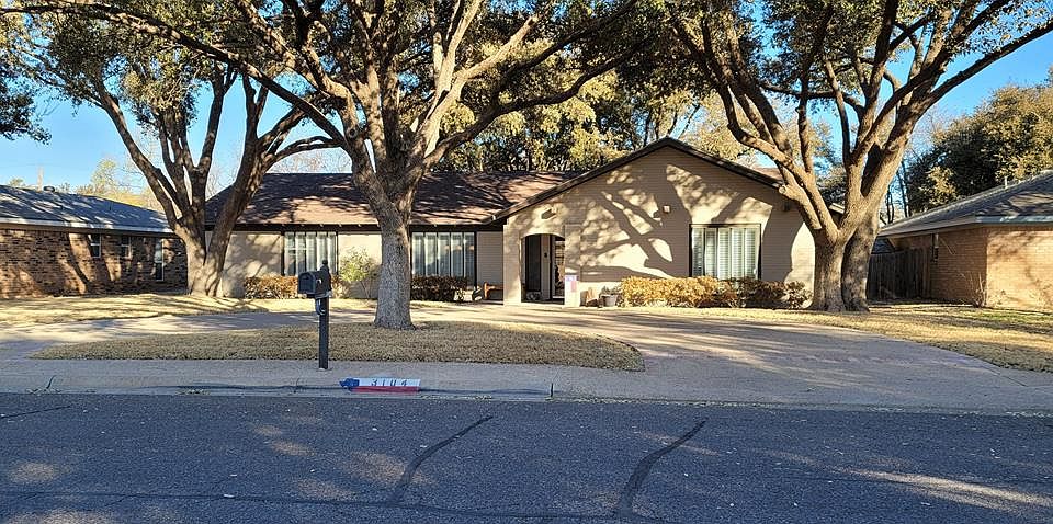1st image of 3104 Auburn Dr