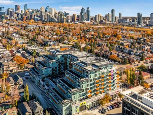 110 N 18a St NW #305, Calgary, AB T2N 2G9