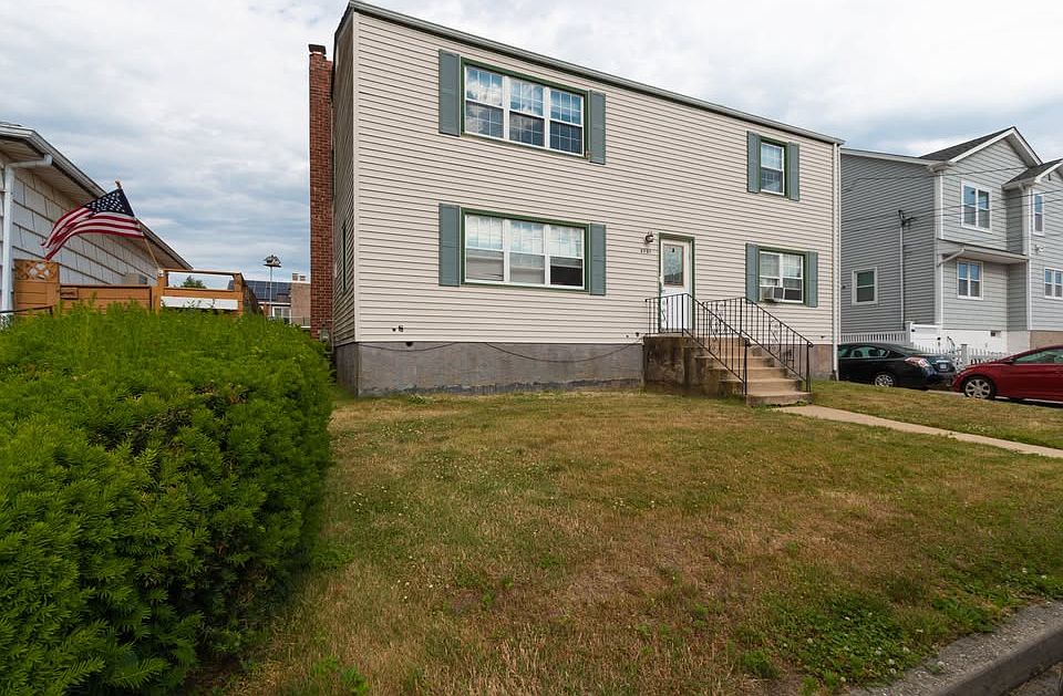 1st image of 2701 Peconic Ave Floor 1