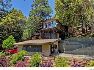 468 E Zermatt Dr, Crestline, CA 92325