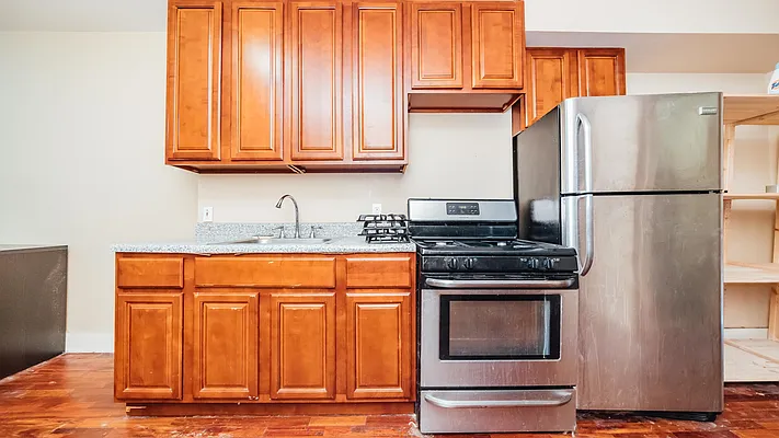 Rented by Nooklyn NYC LLC | media 9