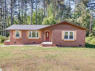 102 Wheat Dr, Greenwood, SC, 29649