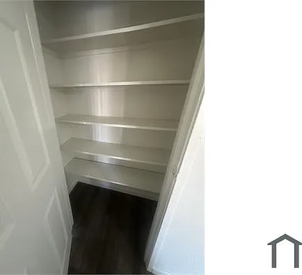 960 Cartwheel Dr #G — Photo 6