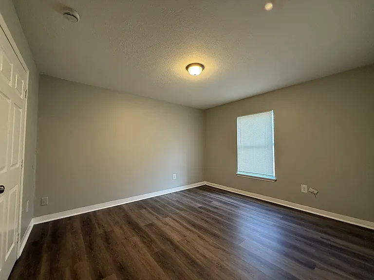 2708 Greenwood Ave — Photo 7
