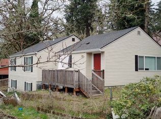 783 S 70th St, Springfield, OR 97478