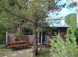 11 Fish Hook Ln, Jelm, WY 82063