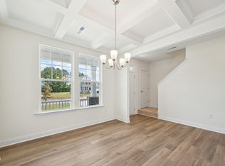 1020 Bolton Pointe Dr, Zebulon, NC 27597