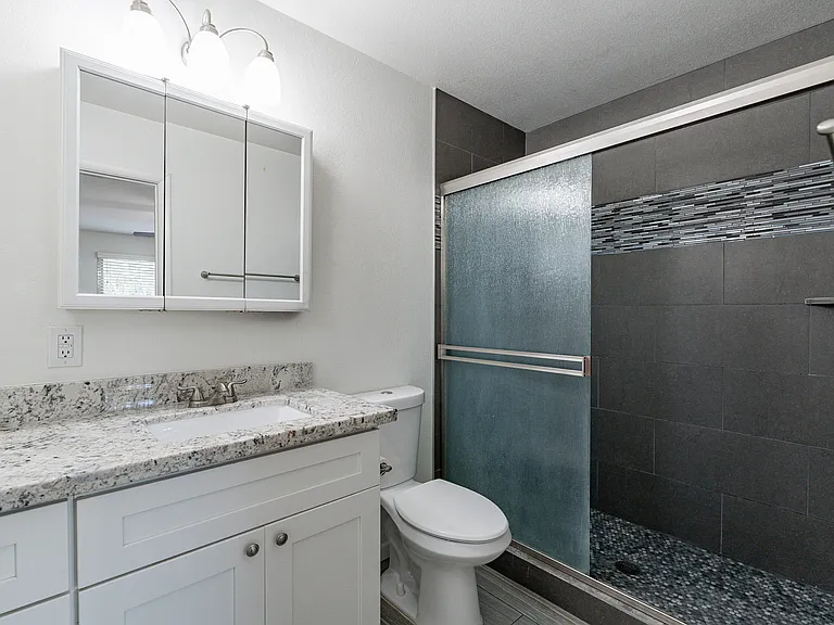 1262 E Hermosa Dr — Photo 30