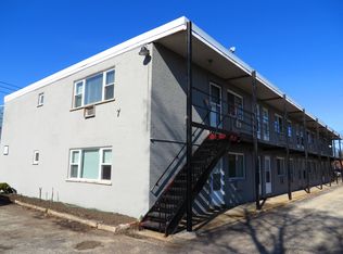 175 S River Rd APT 10, Des Plaines, IL 60016