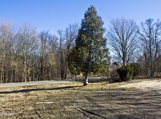 64527 84th Ave, Hartford, MI 49057