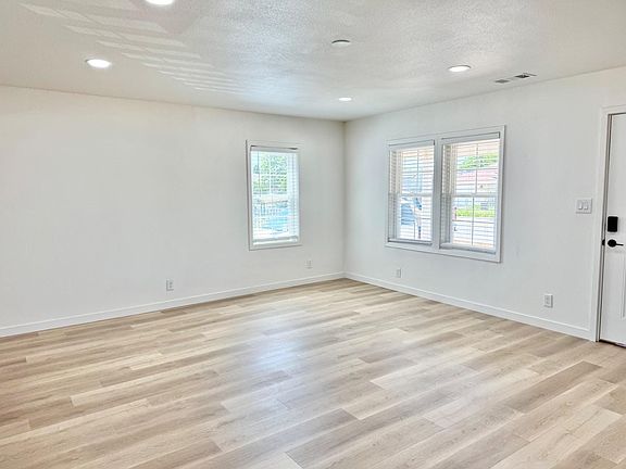 5th image of 3644 San Rafael Ave