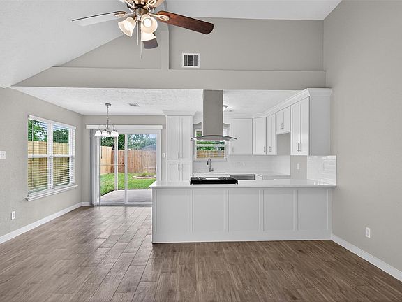 5th image of 12534 Warrenwood Dr