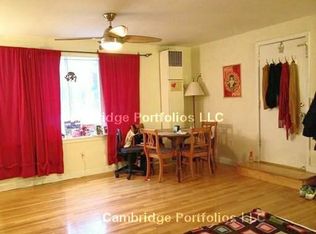 8 Denns Pl #1, Newton, MA 02459