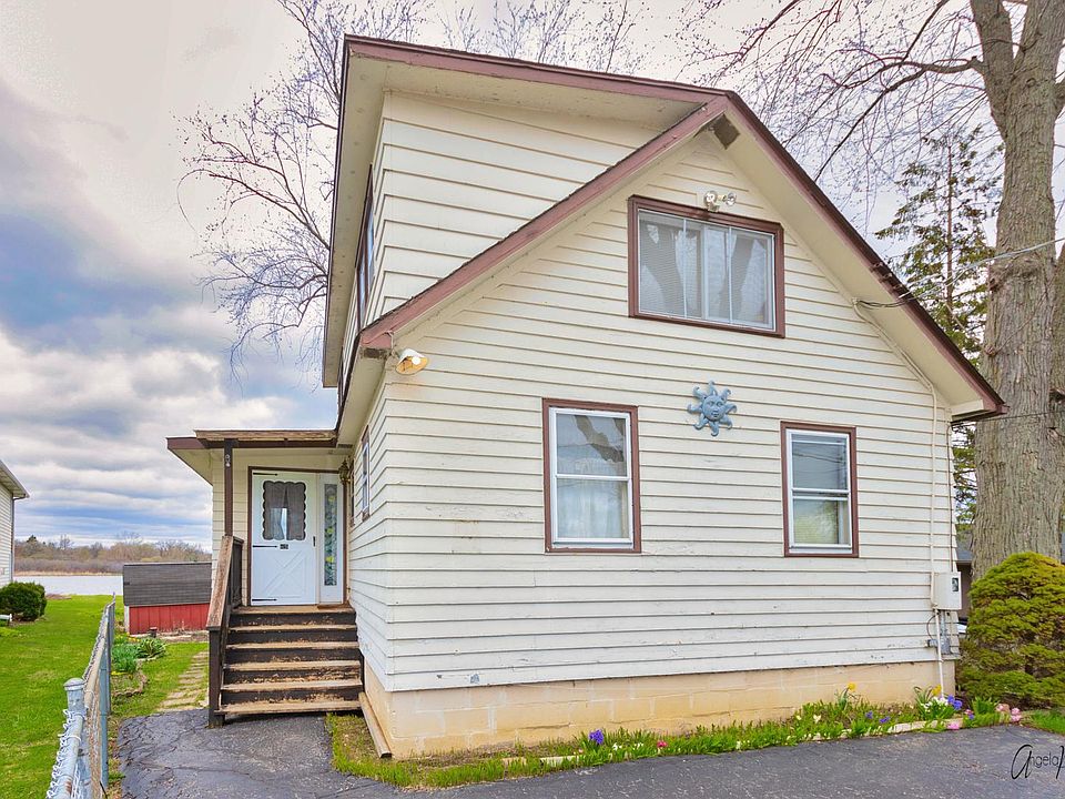 1st image of 2934 Shorewood Dr