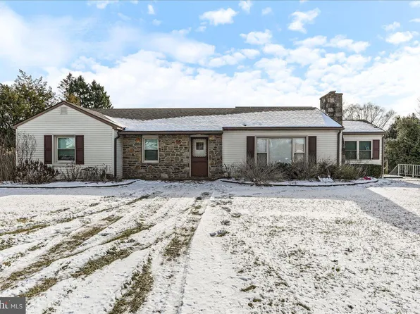 128 E Lancaster Ave, Oxford, PA 19363