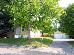 915 N 19th St, Billings, MT 59101