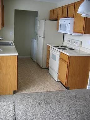 5th image of 410 Teton Ave