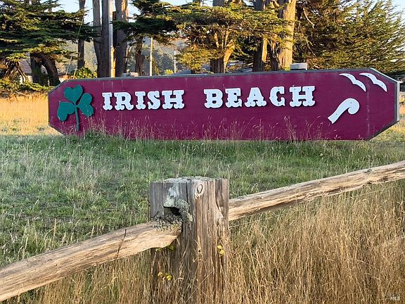 3rd image of 15691 Forest View Road