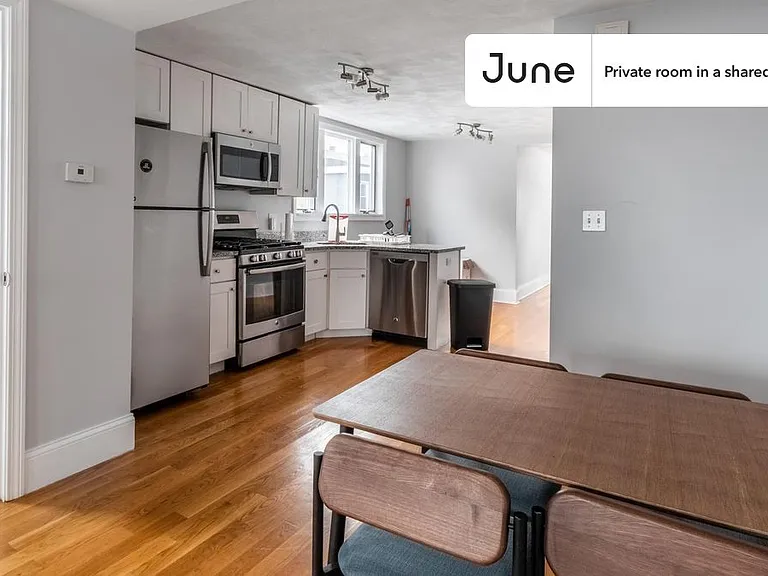 100 Flint St #A — Photo 9