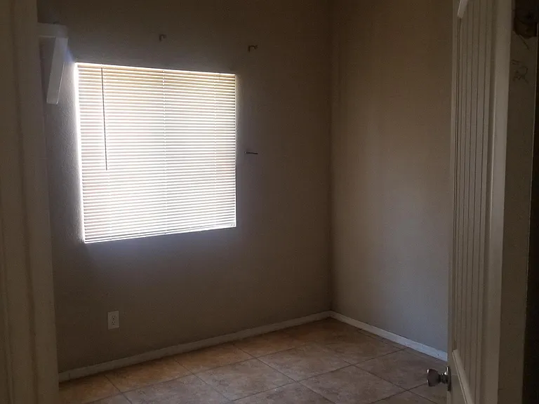 8952 W Indianola Ave — Photo 11