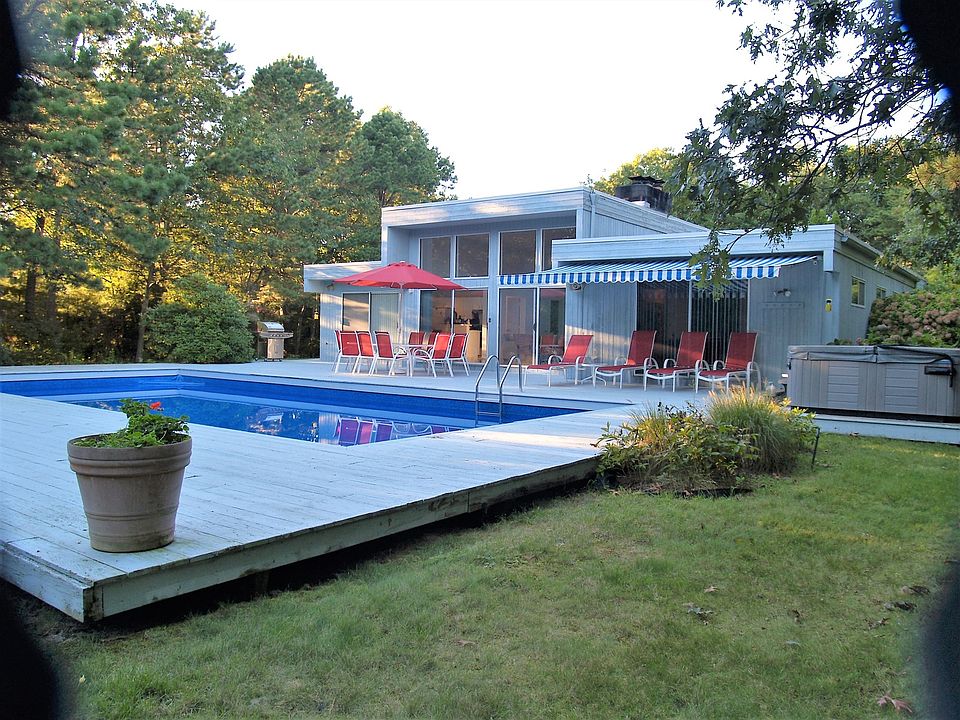 1st image of 3 Deerfield Way