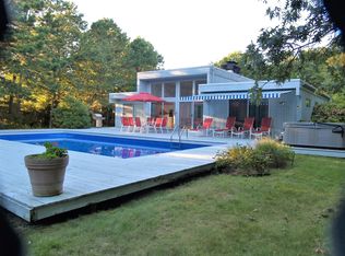 3 Deerfield Way, QUOGUE, NY 11959