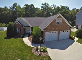 5920 Election Oak Dr, High Point, NC 27265