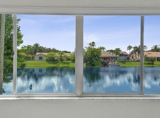 11340 Lake Shore Dr, Cooper City, FL 33026