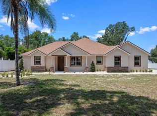 8443 Colony Barn Rd, Clermont, FL 34714