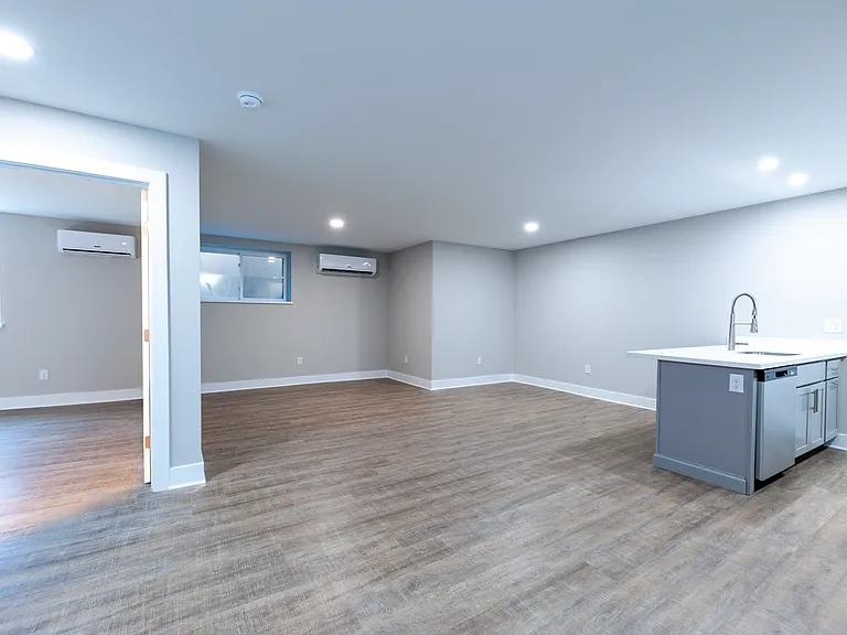 204 E Chester Pike — Photo 11