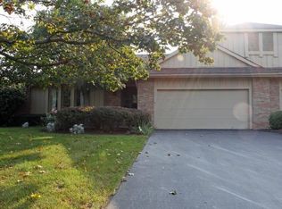 9216 Stratton Ln, Dublin, OH 43017