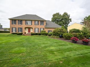 65 Mollie Dr, Cranston, RI 02921