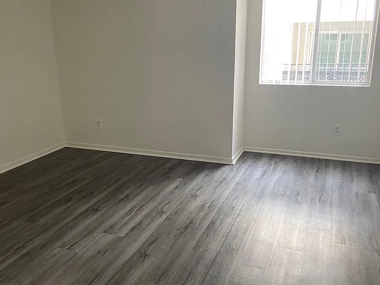 Victory Apartments — Photo 6