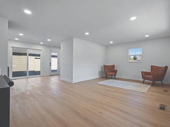 3rd image of 2304 Rowe Drive