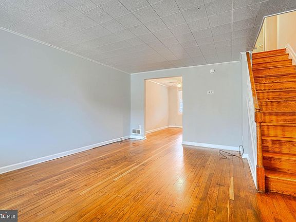 4th image of 2073 Jasmine Rd