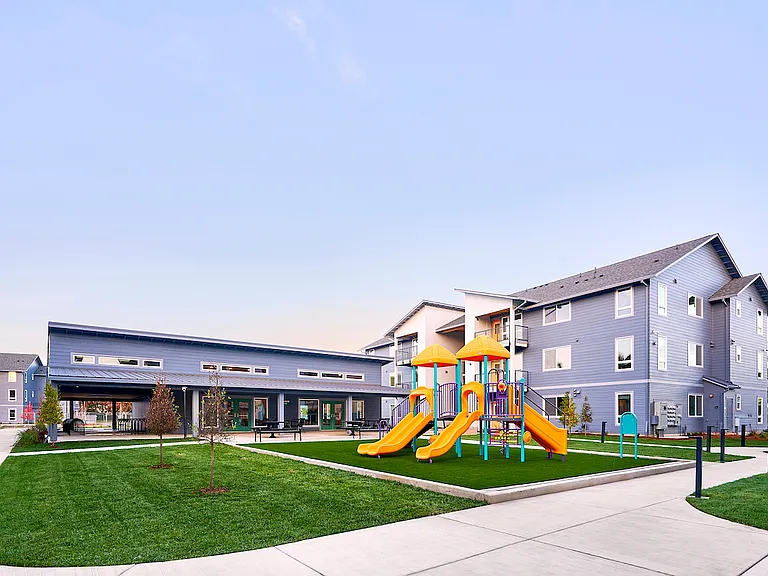 Rivergreen Landing Apartments — Photo 42