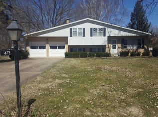 423 W Madison St, Rushville, IL 62681